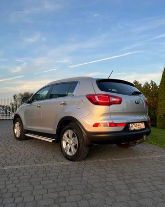 Kia Sportage cena 49900 przebieg: 198583, rok produkcji 2013 z Rzeszów małe 137